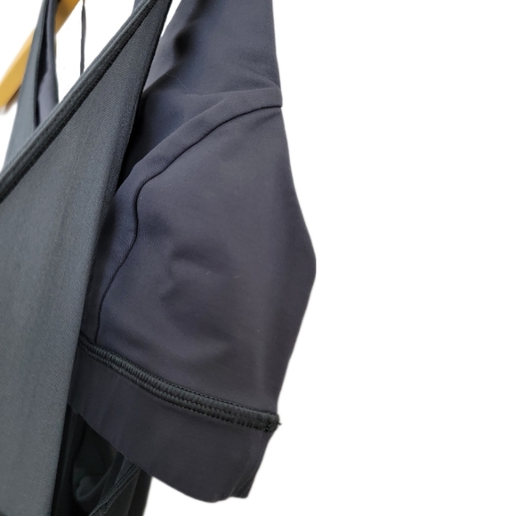 Lululemon Grey Built-in Bra Mesh Tank Top - Picture 2 of 8